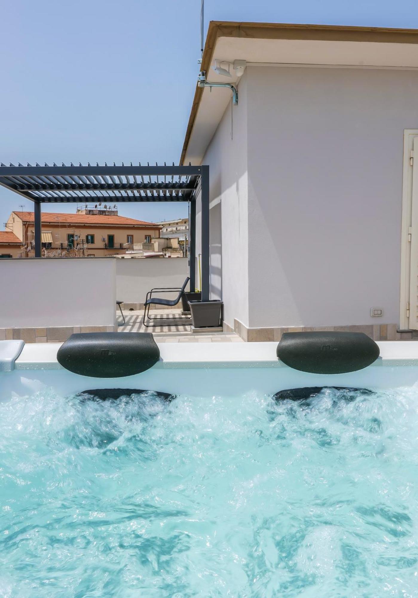 Rooftop Parthenopeo Contemporary Rooms Napoli Eksteriør bilde